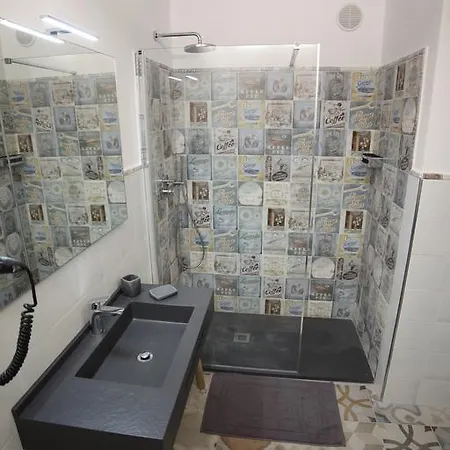 5 Terre Pelagos מנרולה